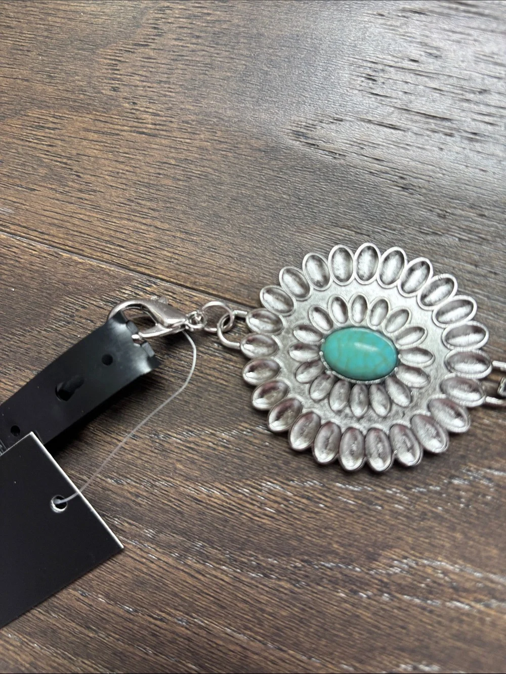 Marcus Adler metal chain belt oval turquoise stone round, Concho